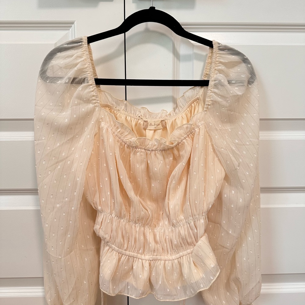 ALTAR’D STATE pale pink women’s long sleeve puff sleeve crop top